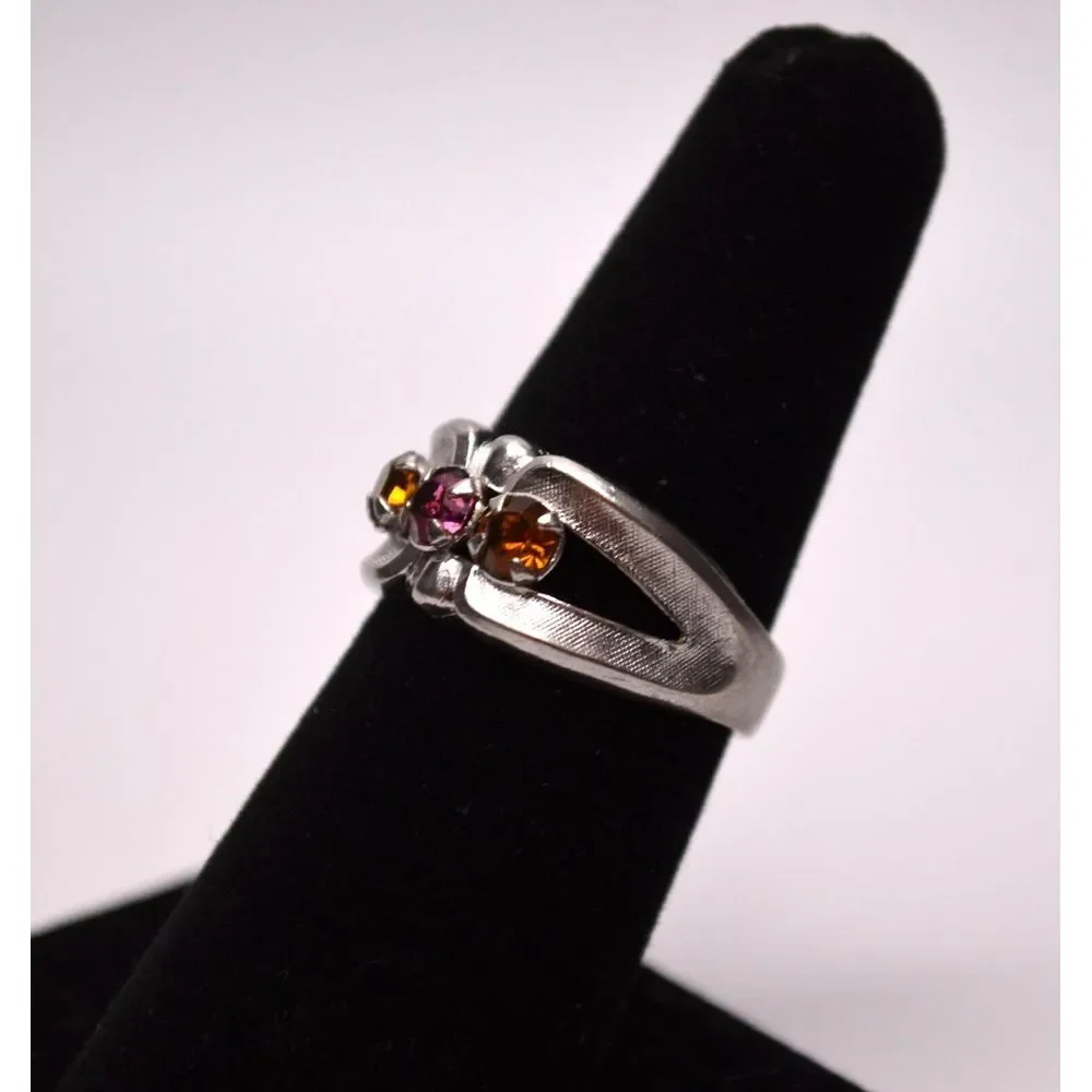 Vintage Rhodium Electroplate Birthstone Mothers Day Ring with‎ 3 Stones Size 7
